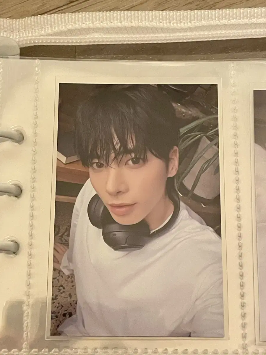 TXT taehyun Sanctuary broadcast photocard wts kang taehyun slogan wuchiwa broadcast Public Broadcasting