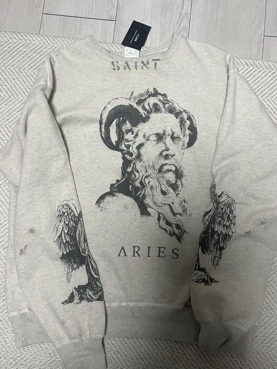 [L]St. Michael's ARIES ARIES Sweatshirt