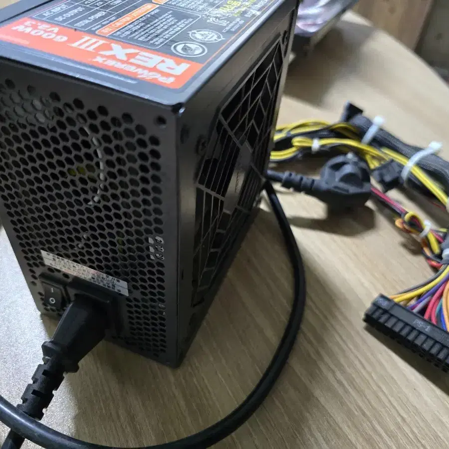 파워렉스 REX 3 600W 컴퓨터 데스크탑 파워