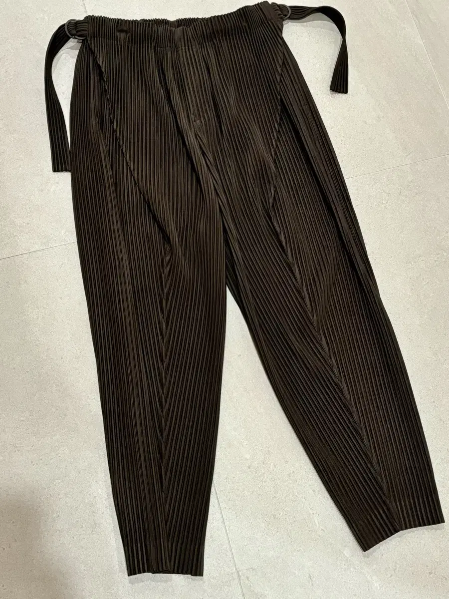 [2] Homme Pleuse Gurkha Pants Brown