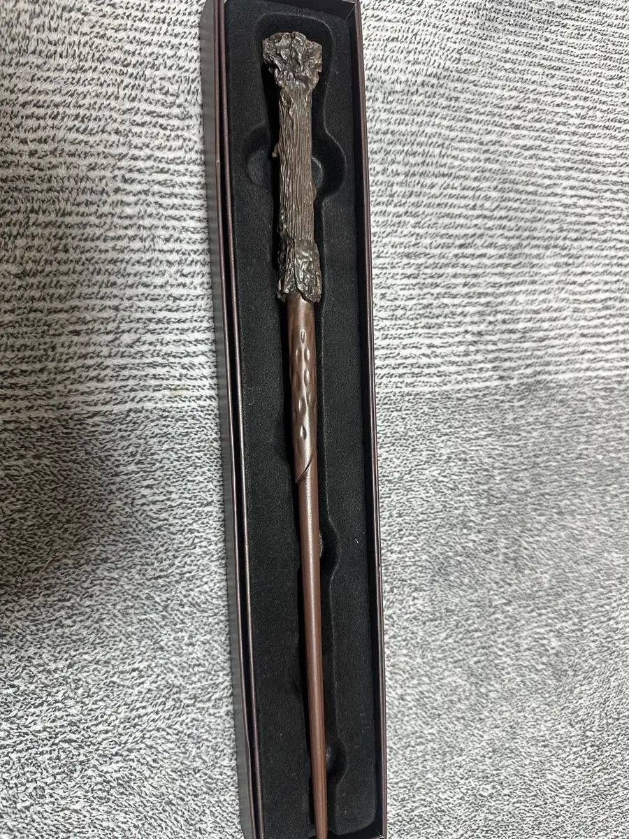 From Universal san Harry Potter wand is authentic