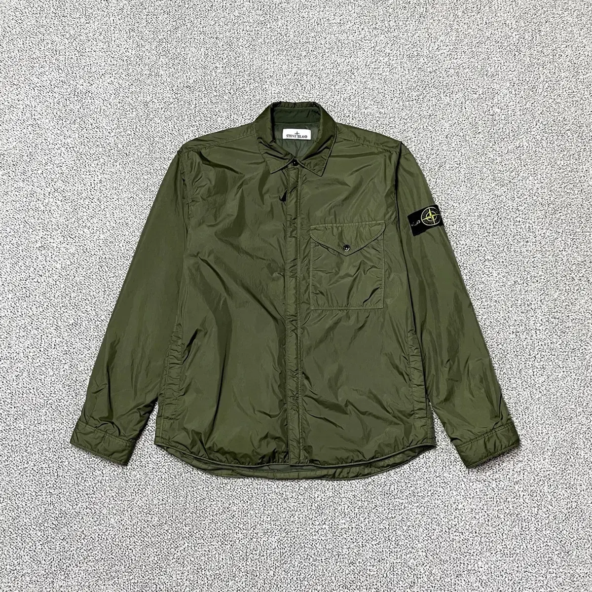 [L] 24fw Stone Island Crinkleclasp Nylon Metal Primaloft Overshirt