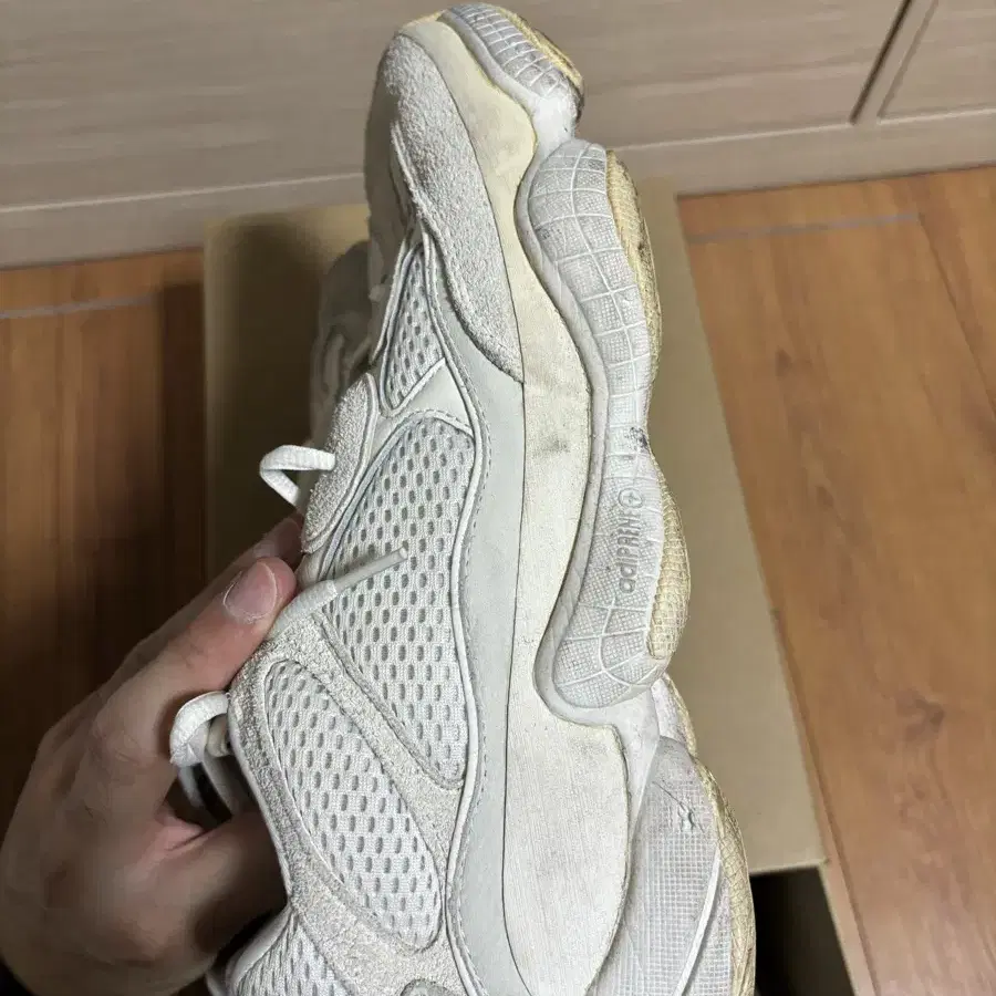 이지 yeezy 500 본화이트