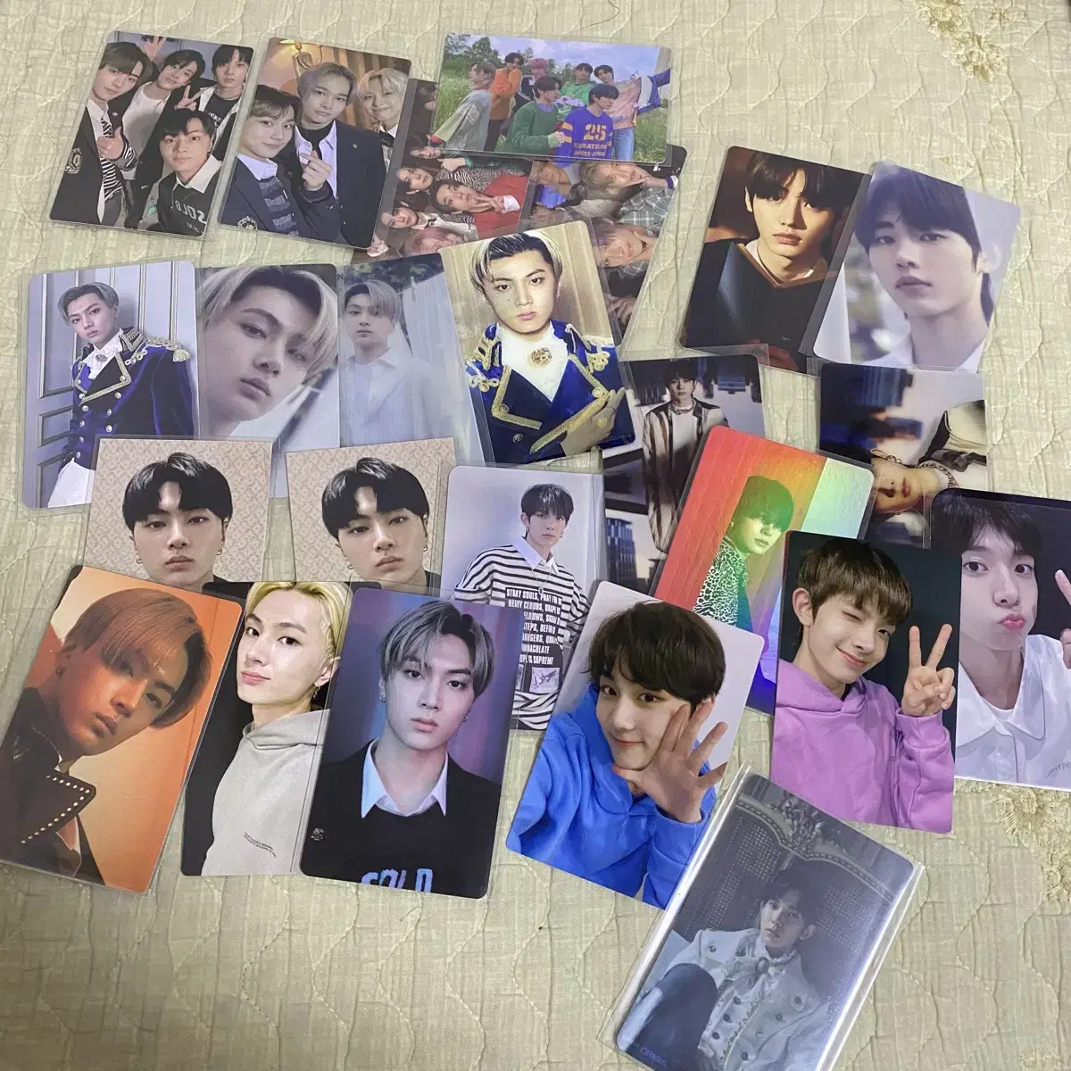 Enha enhypen photocard bulk sell cheap!!!