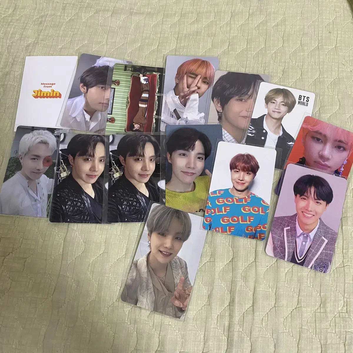 Bangtan photocard bulk set sold cheap!!!