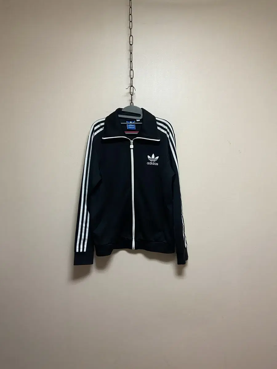 [adidas] Firebird Black Jersey (size 105)