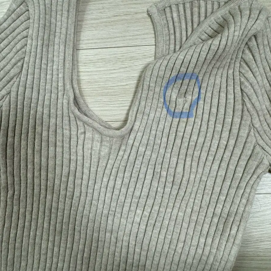 글로니glowny ISA ASYMMETRICAL KNIT(OATMEAL)