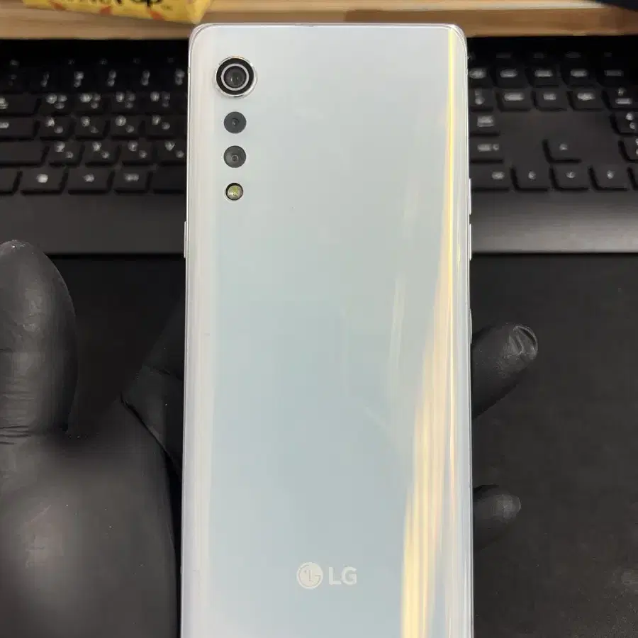 LG 벨벳 128G 화이트 S급!