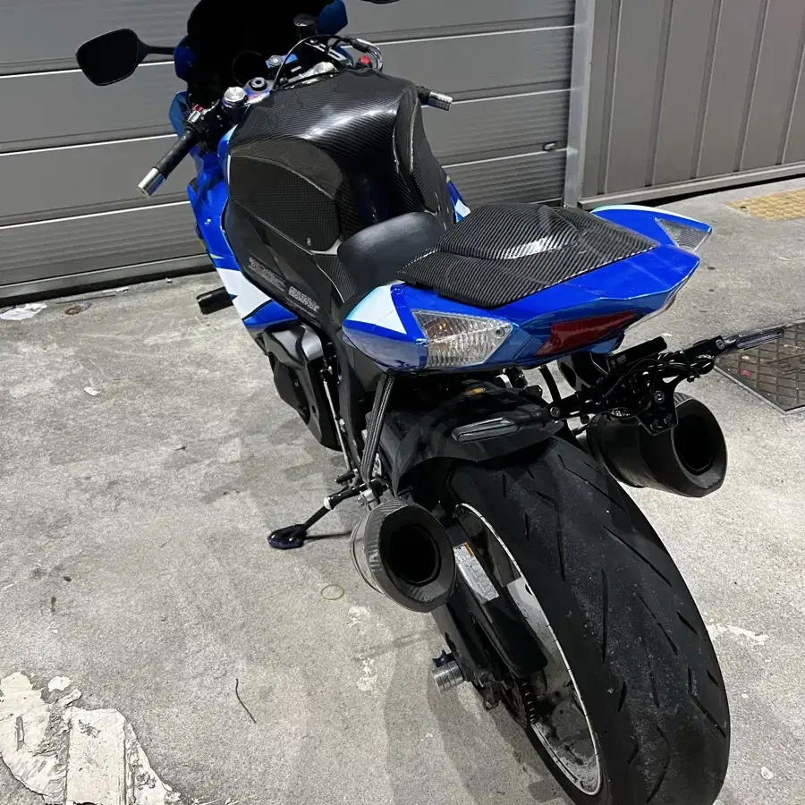 GSX R1000 북미형 팝니다.