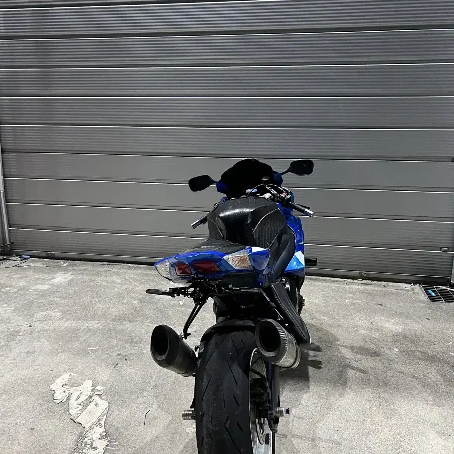 GSX R1000 북미형 팝니다.