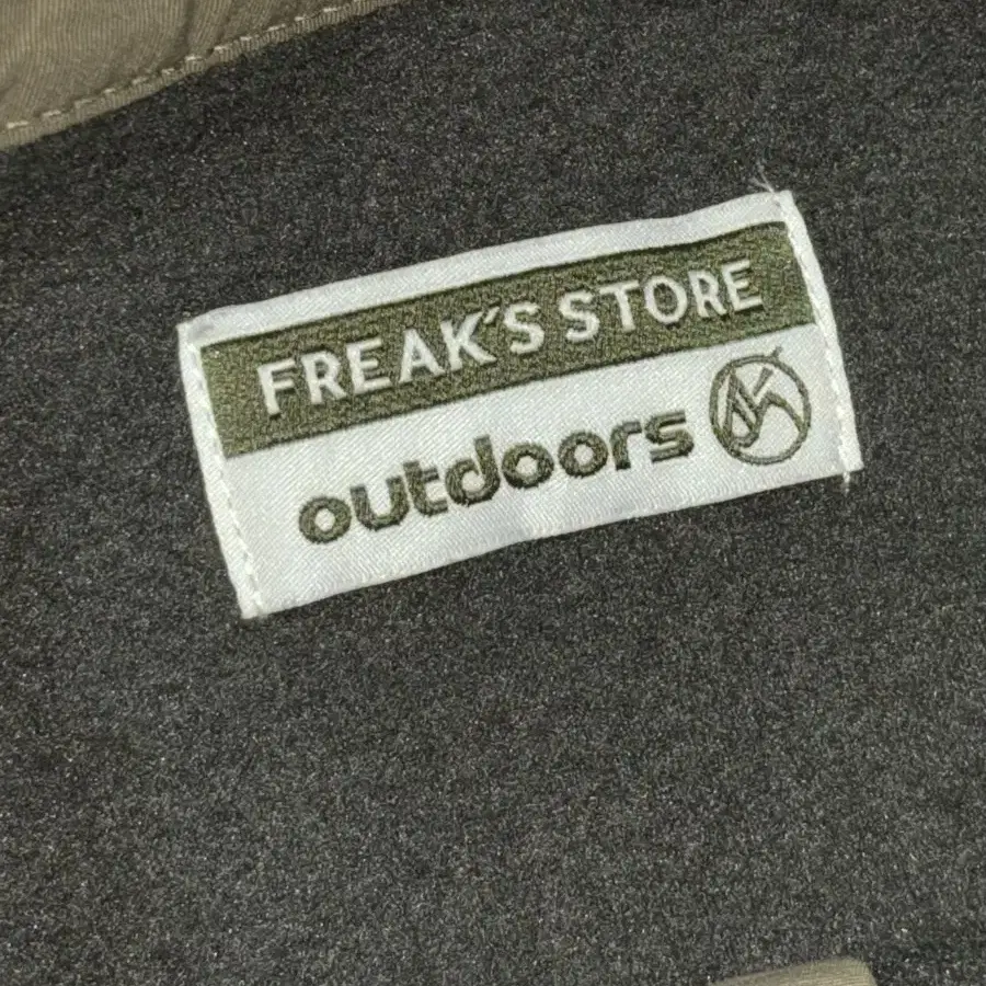 freaks store 프릭스스토어 플리스 사이드 지퍼 롱원피스