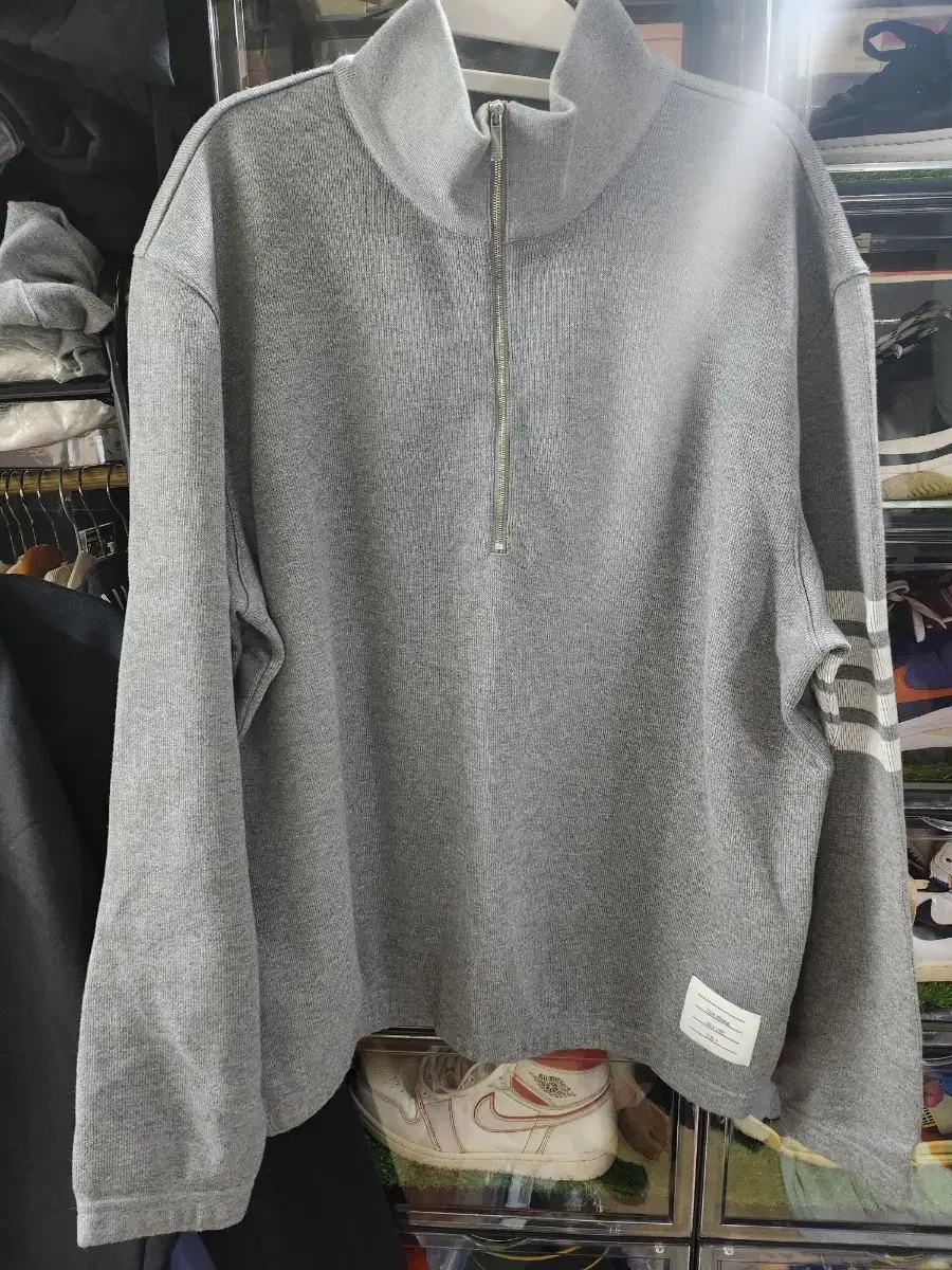 (2 wears) Thom Browne Half Zip Up Grey Size 4