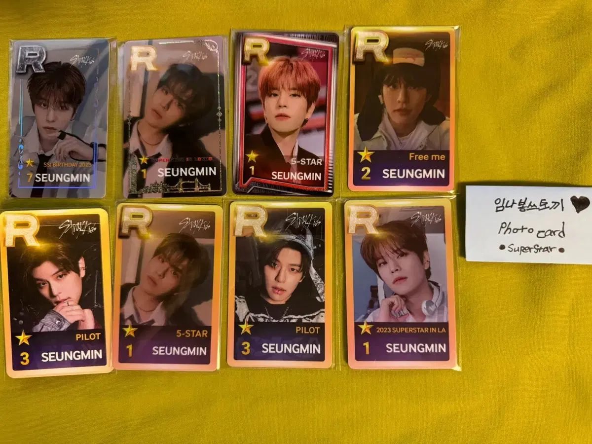 SuperStar JYPNATION Stray Kids seungmin sells photocards