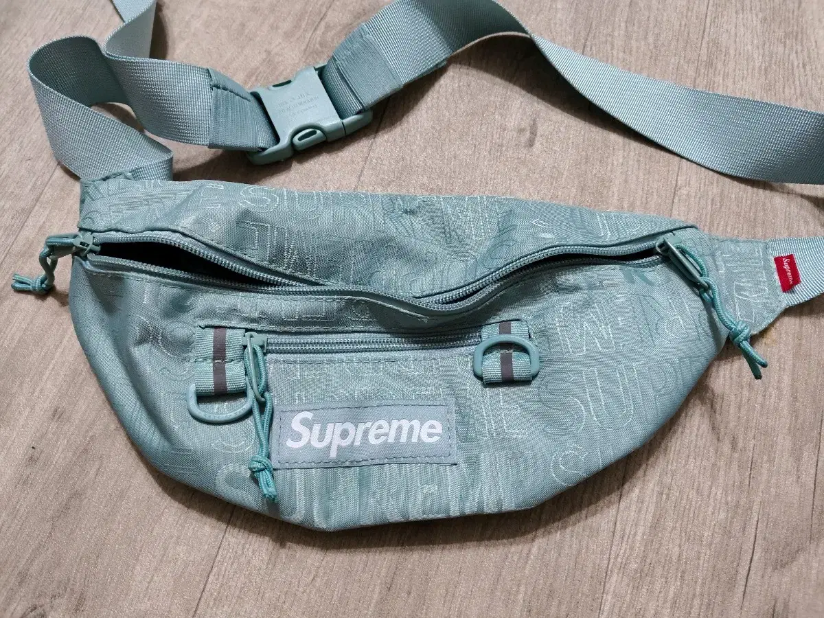 supreme bumbag 슈프림 범백 크로스백 가방