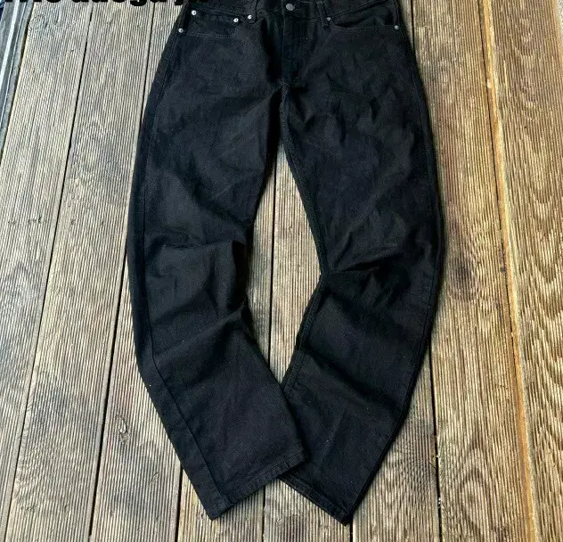 Levi's 502 Black Jeans36