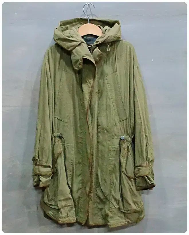 [55] Thyme sheepskin-colored loose-fitting hooded safari jacket (20% off)