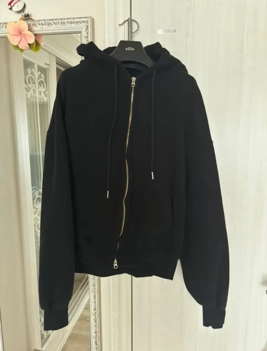 MioO Peachskin Balloon Over Hoodie Zip Up