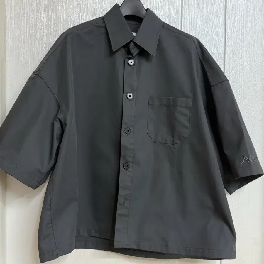 노매뉴얼 NM BOX HALF SHIRTS - CHARCOAL M 사이즈