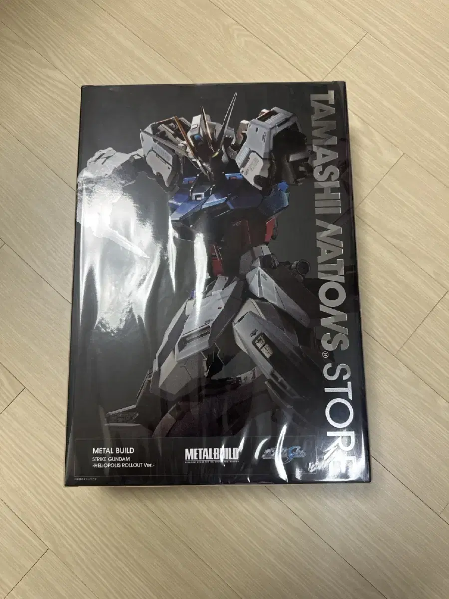 Vahn Metal Build Strike Gundam Heliopolis Rule-Out Color Unsealed