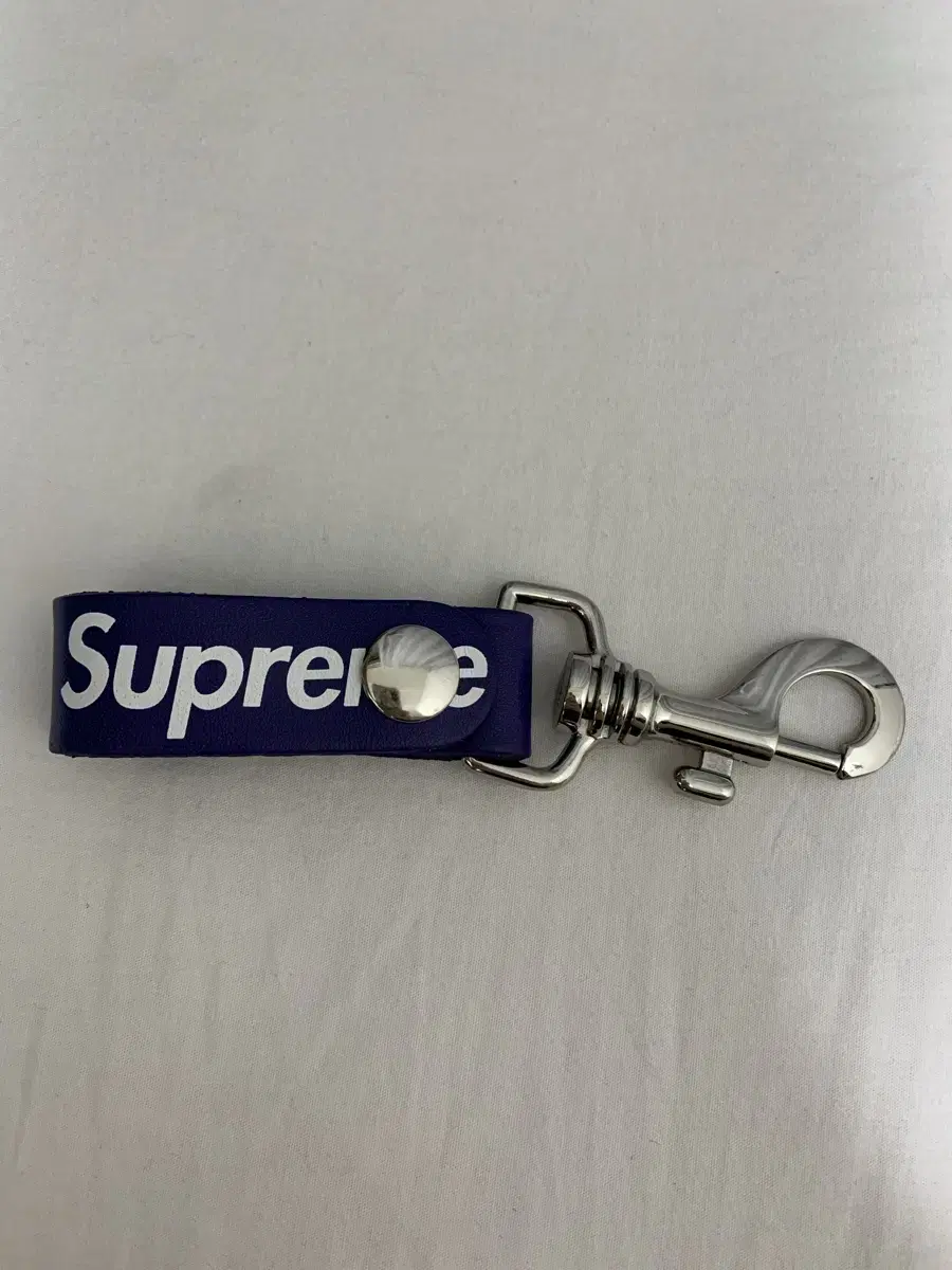 슈프림 레더 룹 키링 Supreme leather key loop