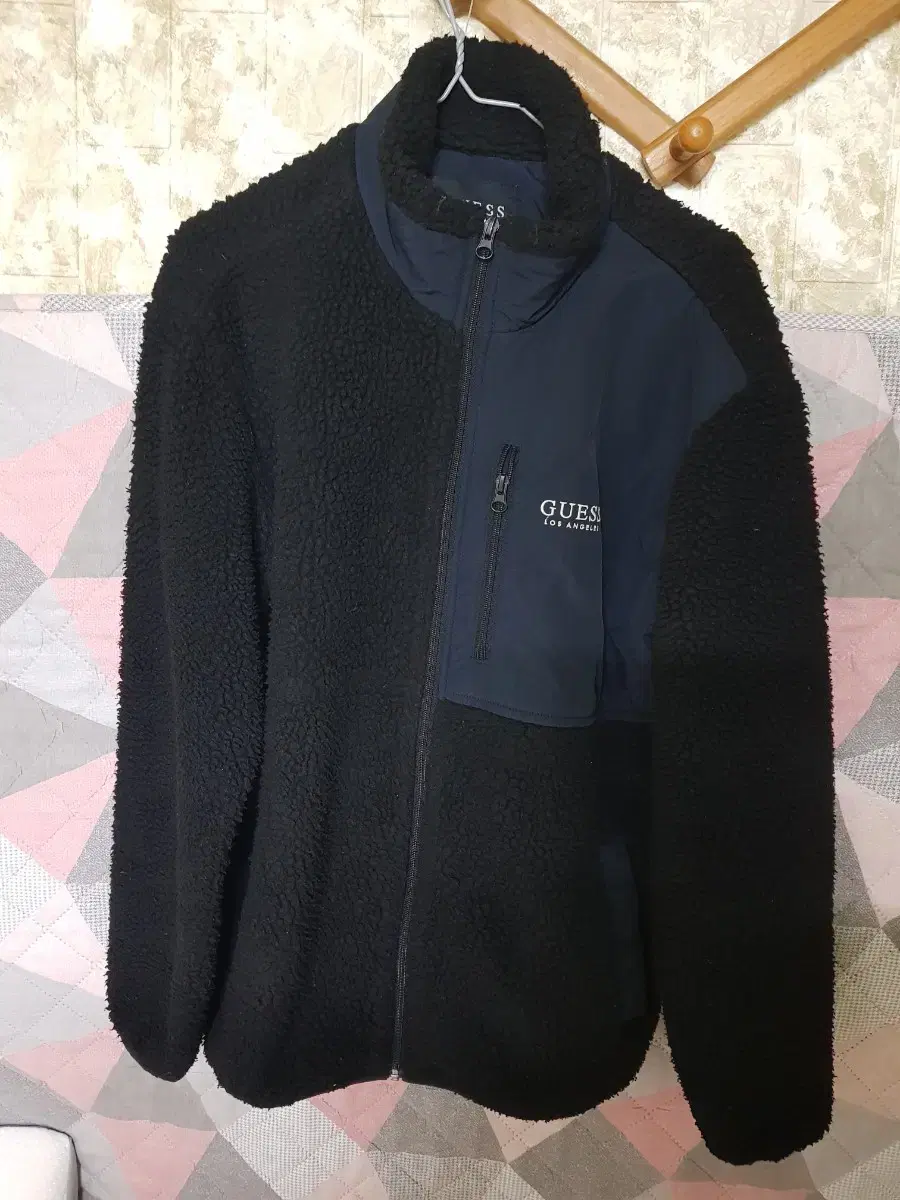 Men's Geth Coat Size M (100)