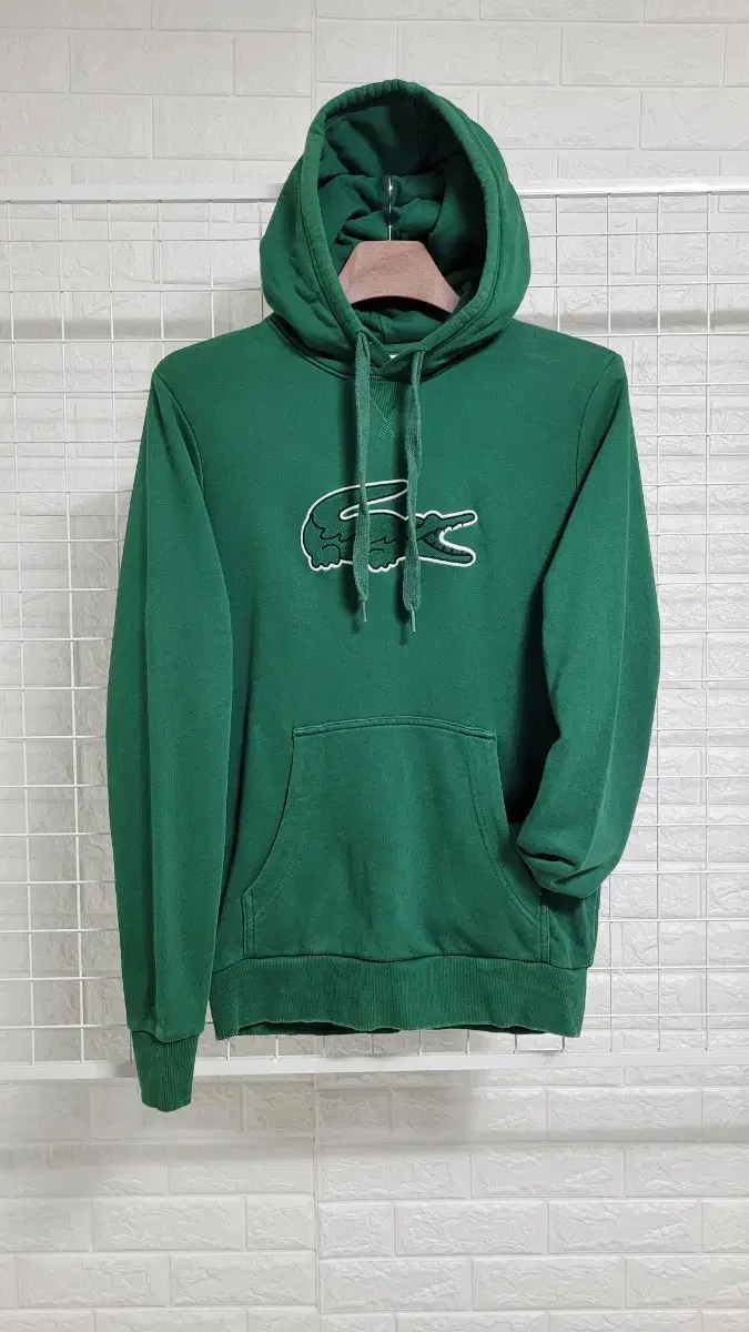 [S]LACOSTELacosteShrunken vintage green big logo printed cotton hoodieS