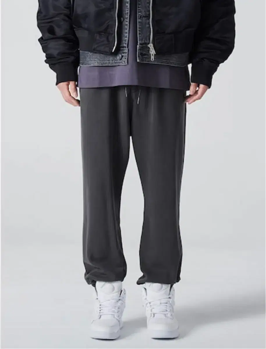 [46] Jun Ji 21SS Garment Dying Jogger Sweatpants