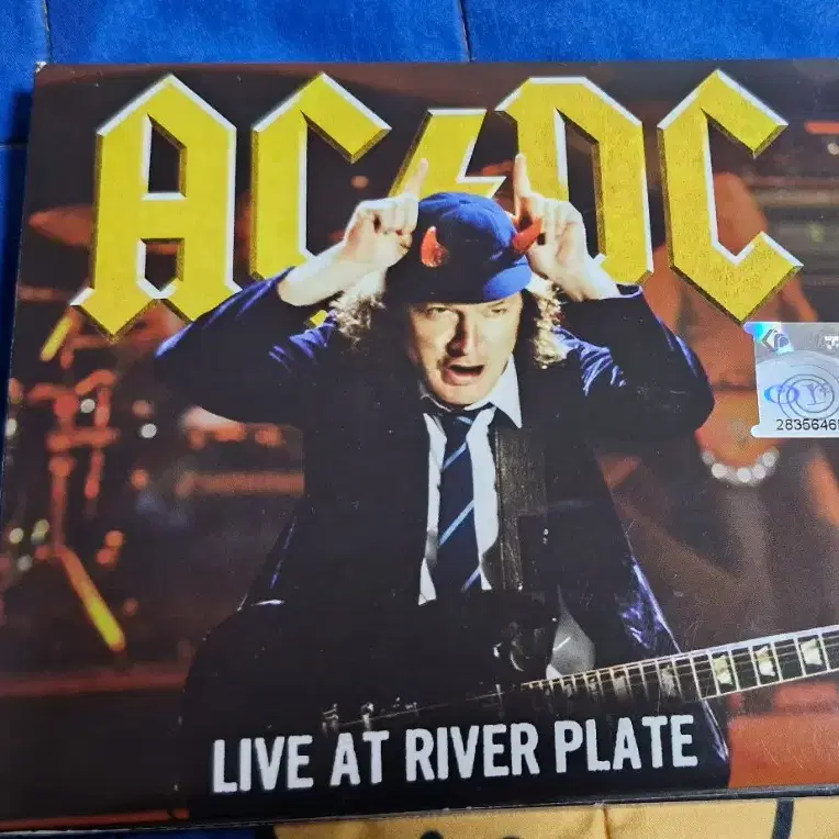 AC/DC