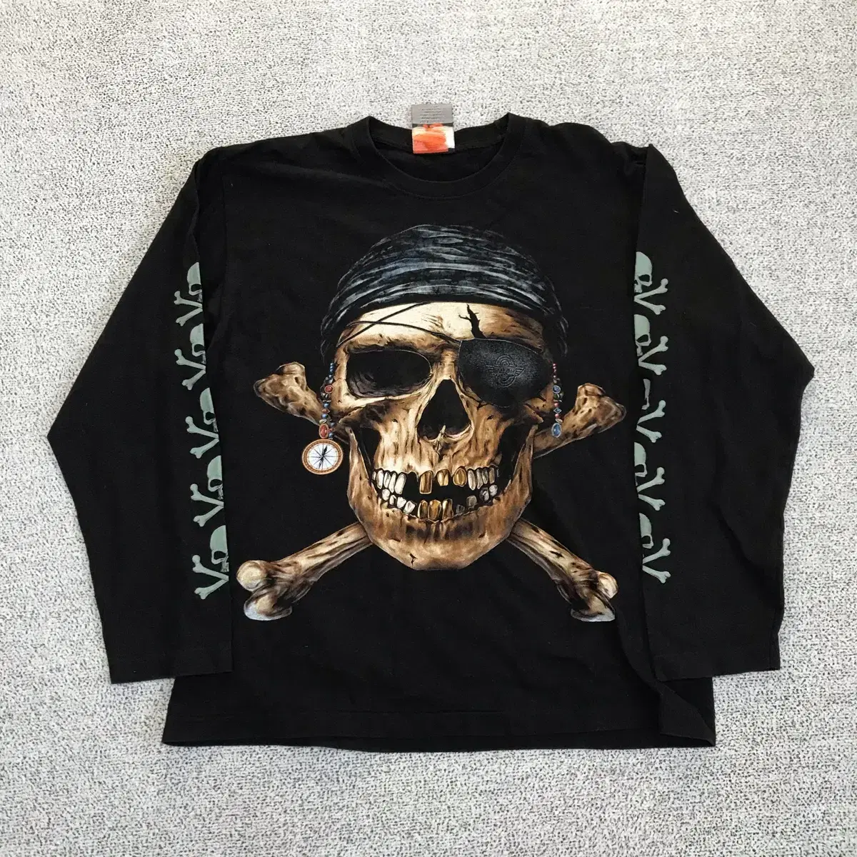 Skull Long Sleeve