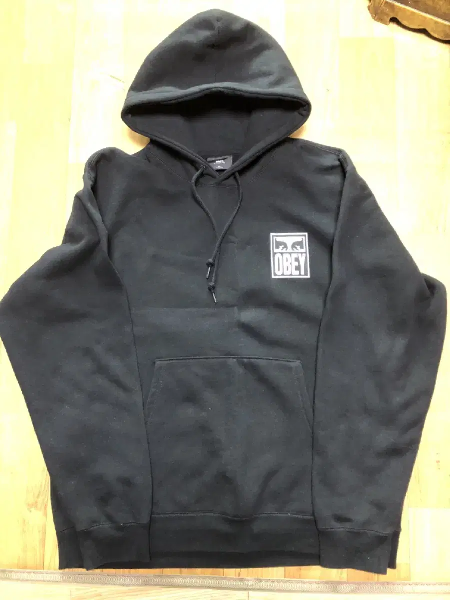 Obey Hoodie [XL]