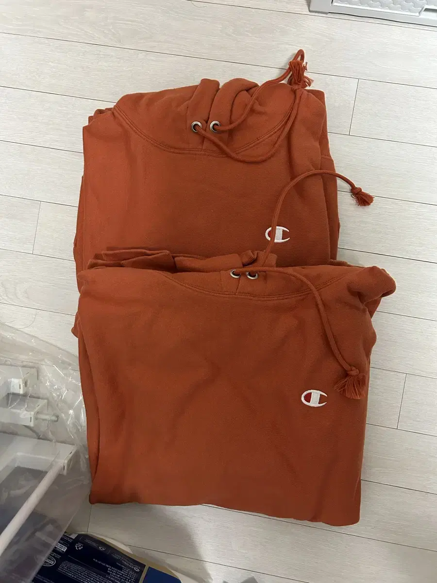 Champion Brushed Hoodie XL (110) M (100)Sold in bulk only