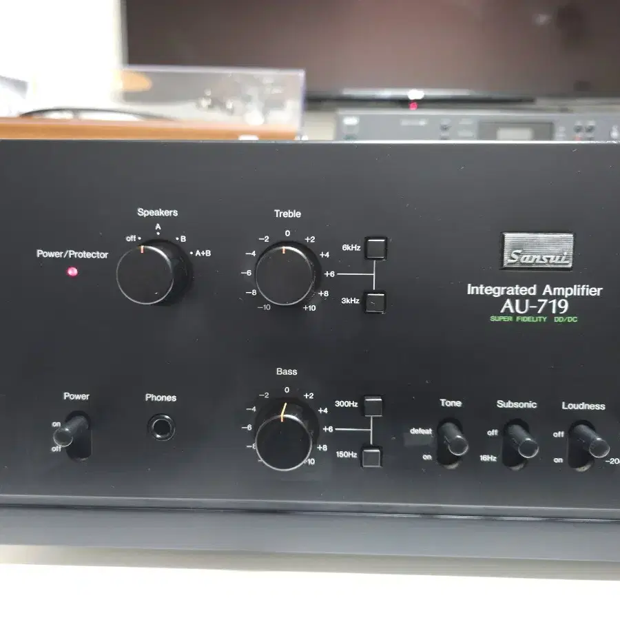 Sansui  AU-719앰프