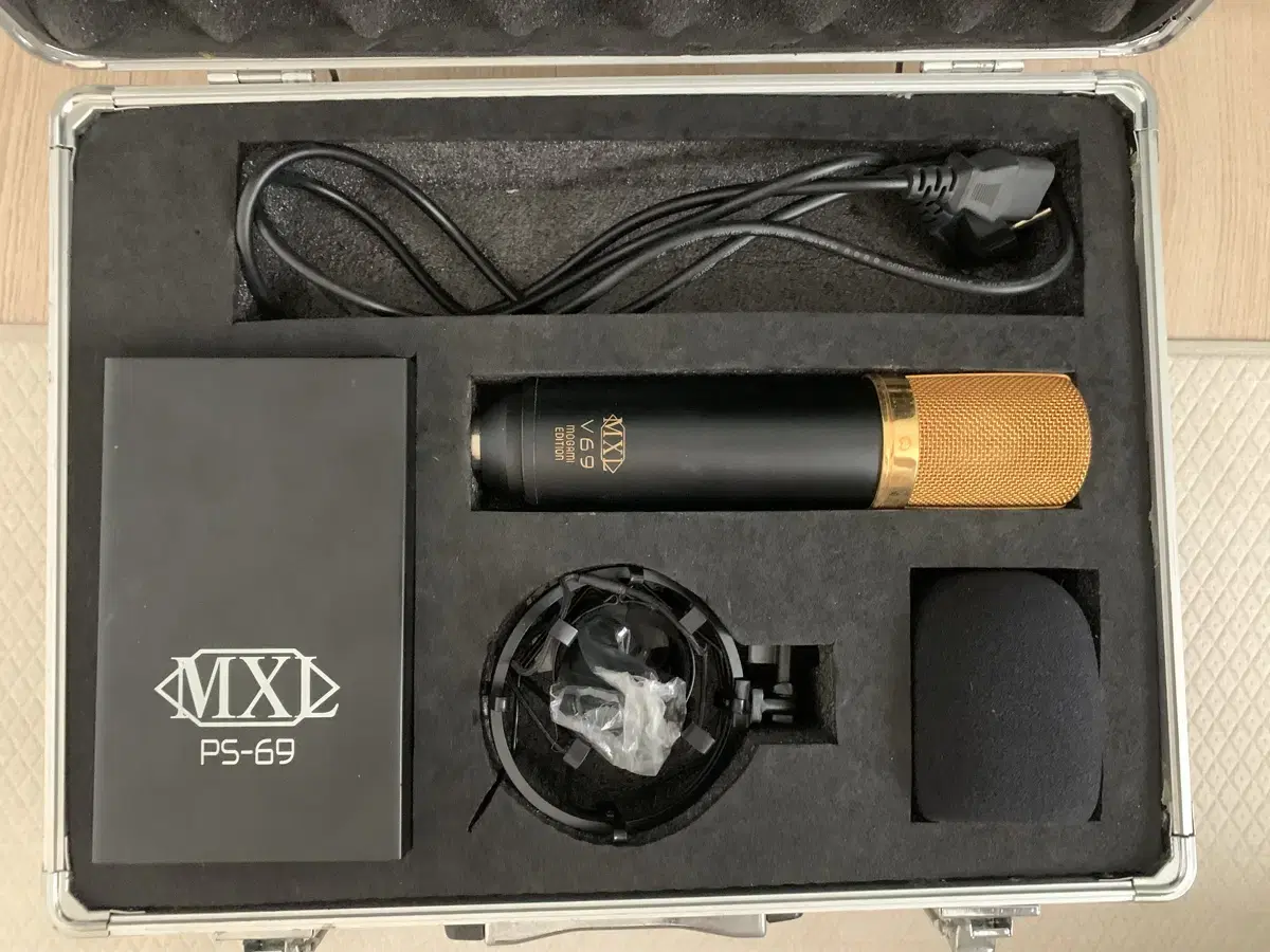 MXL V69 Mogami Edition 진공관 콘덴서 마이크