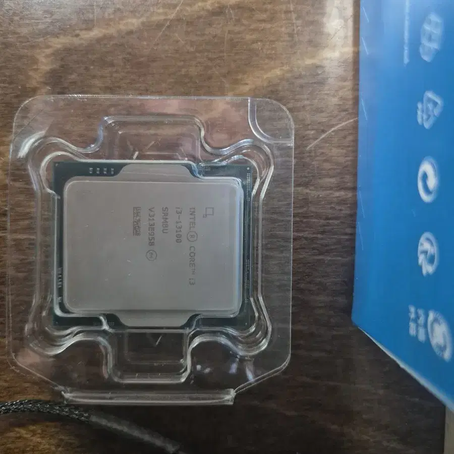 i3-13100 CPU 풀박스 신품급 판매