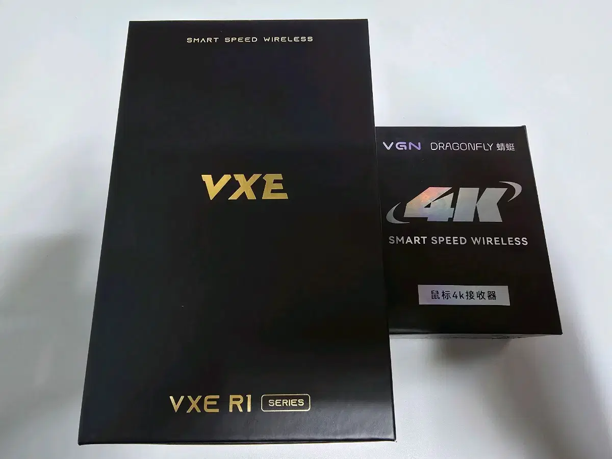 VXE R1 PRO MAX 저소음 마우스 + 4K동글 팝니다.