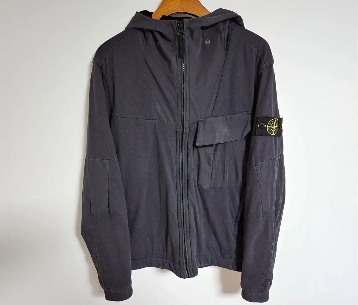 S Stone Island Men's Hooded Jacket 6515Q1110