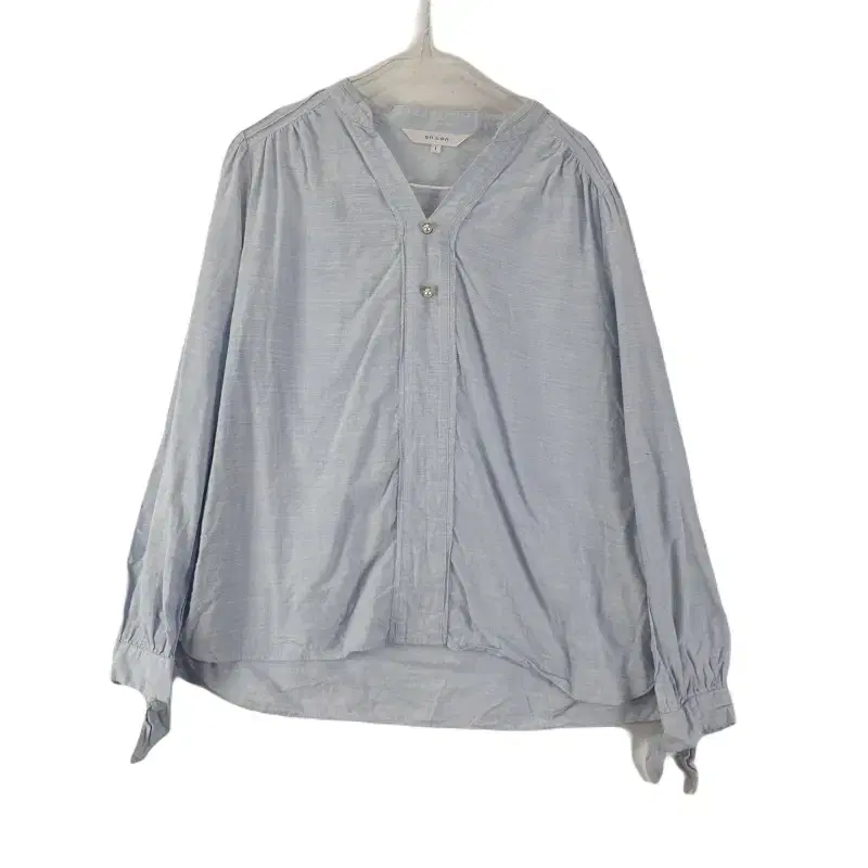 E8559 On & On W85160 bloo V-neck blouse/dirk