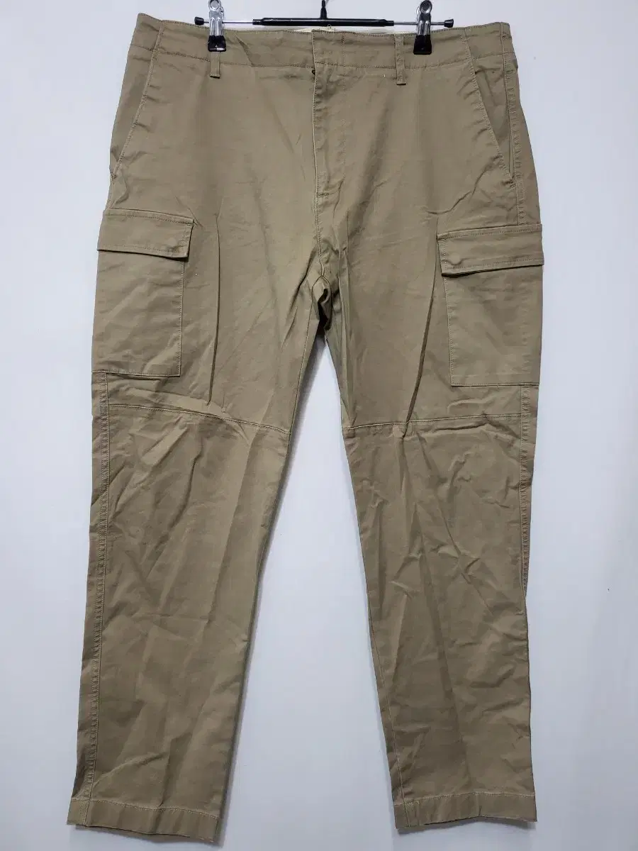 Span Cargo Pants