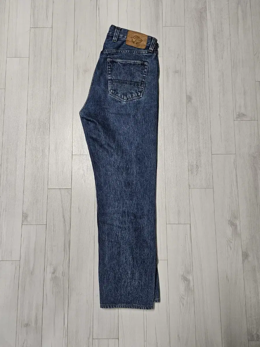 DREX BLEACH WASH SELVEDGE DENIM Size 31