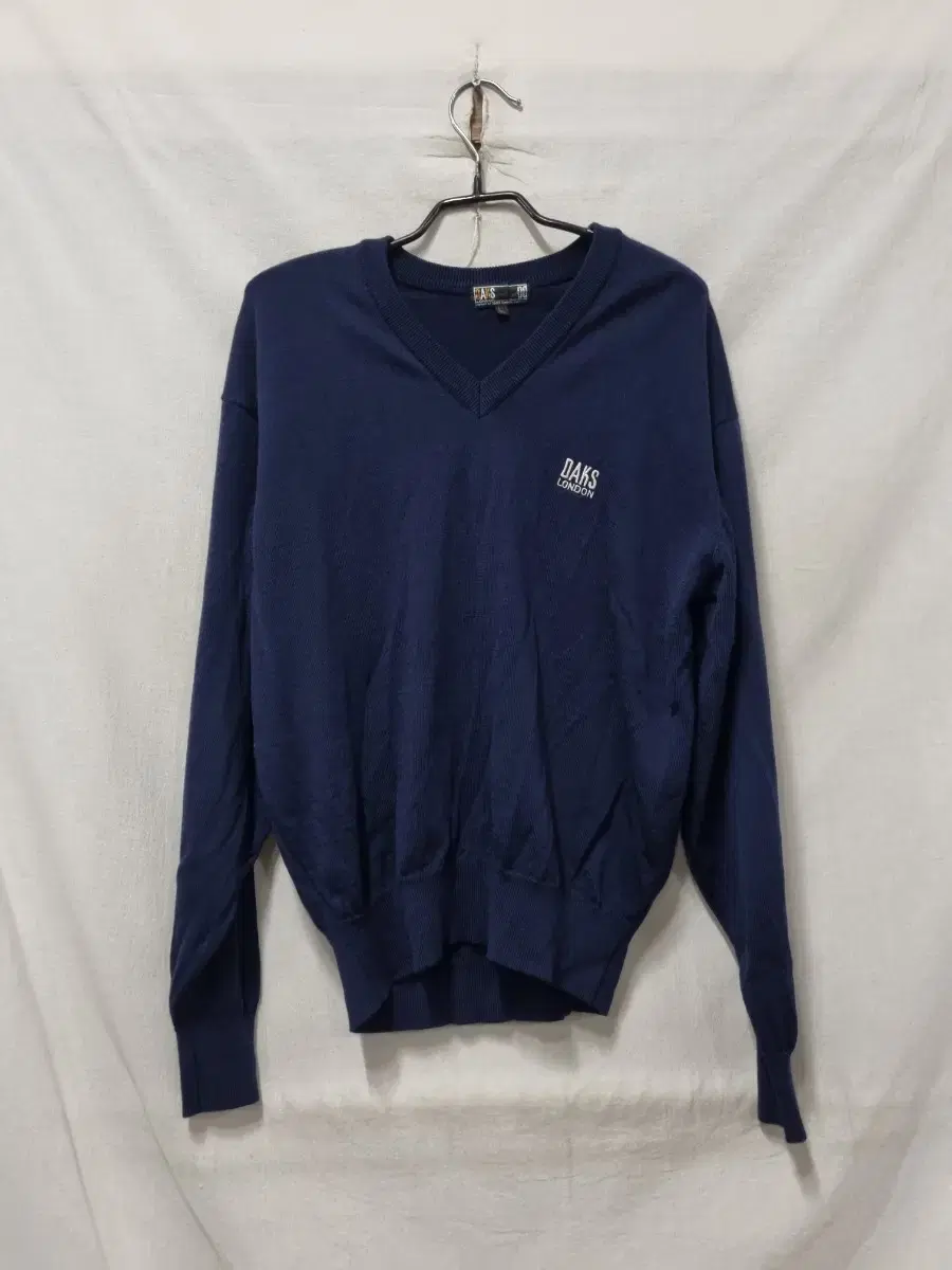 Daks London V-Neck Knit L