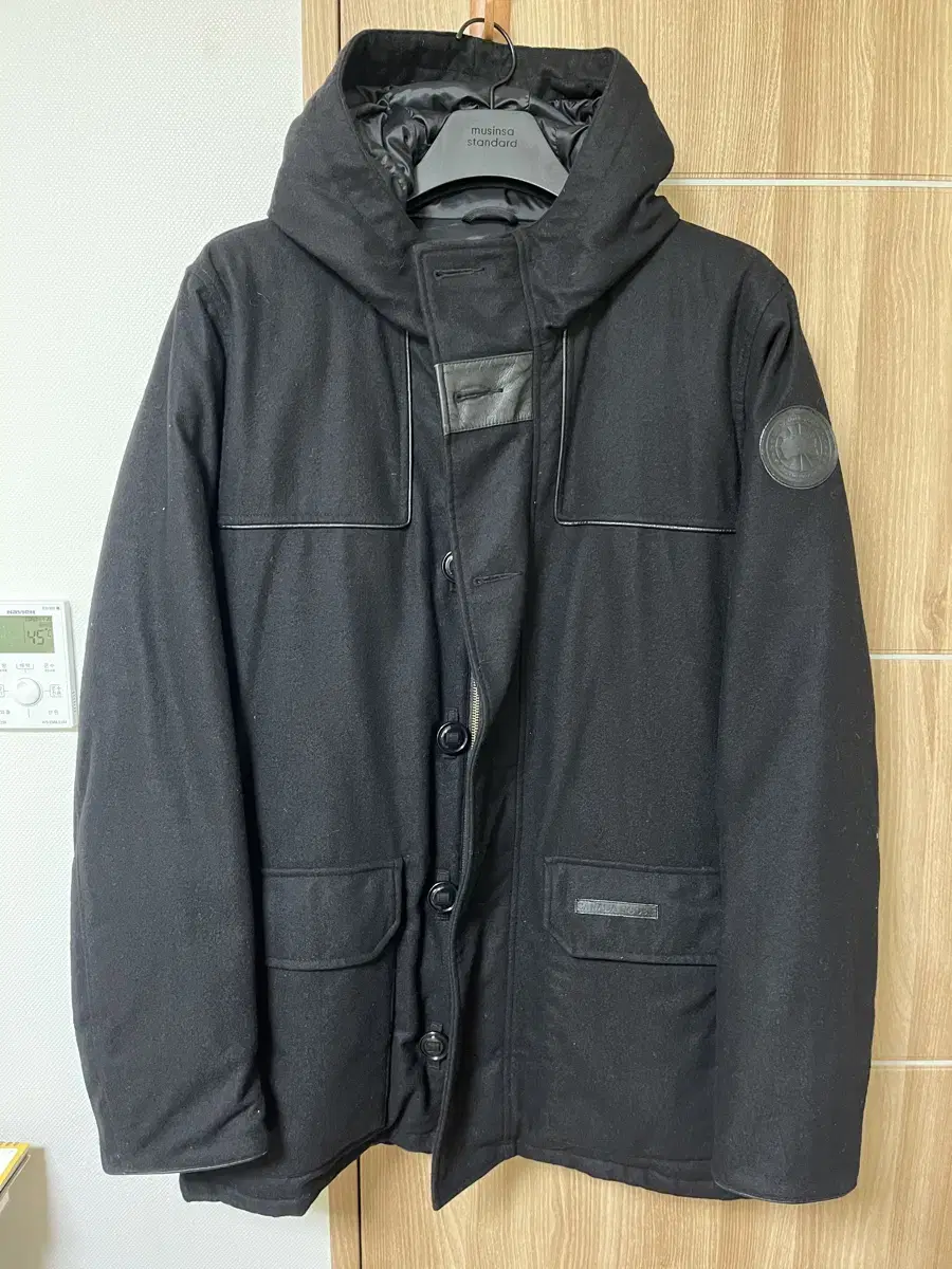 Canada Goose Loro Piana fabric padded L (105)