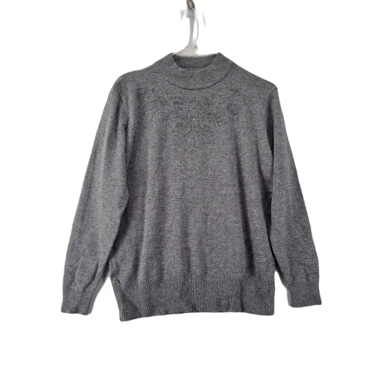 E8615 Women's FREE Grey Pullover Knit Fluffy/Dark