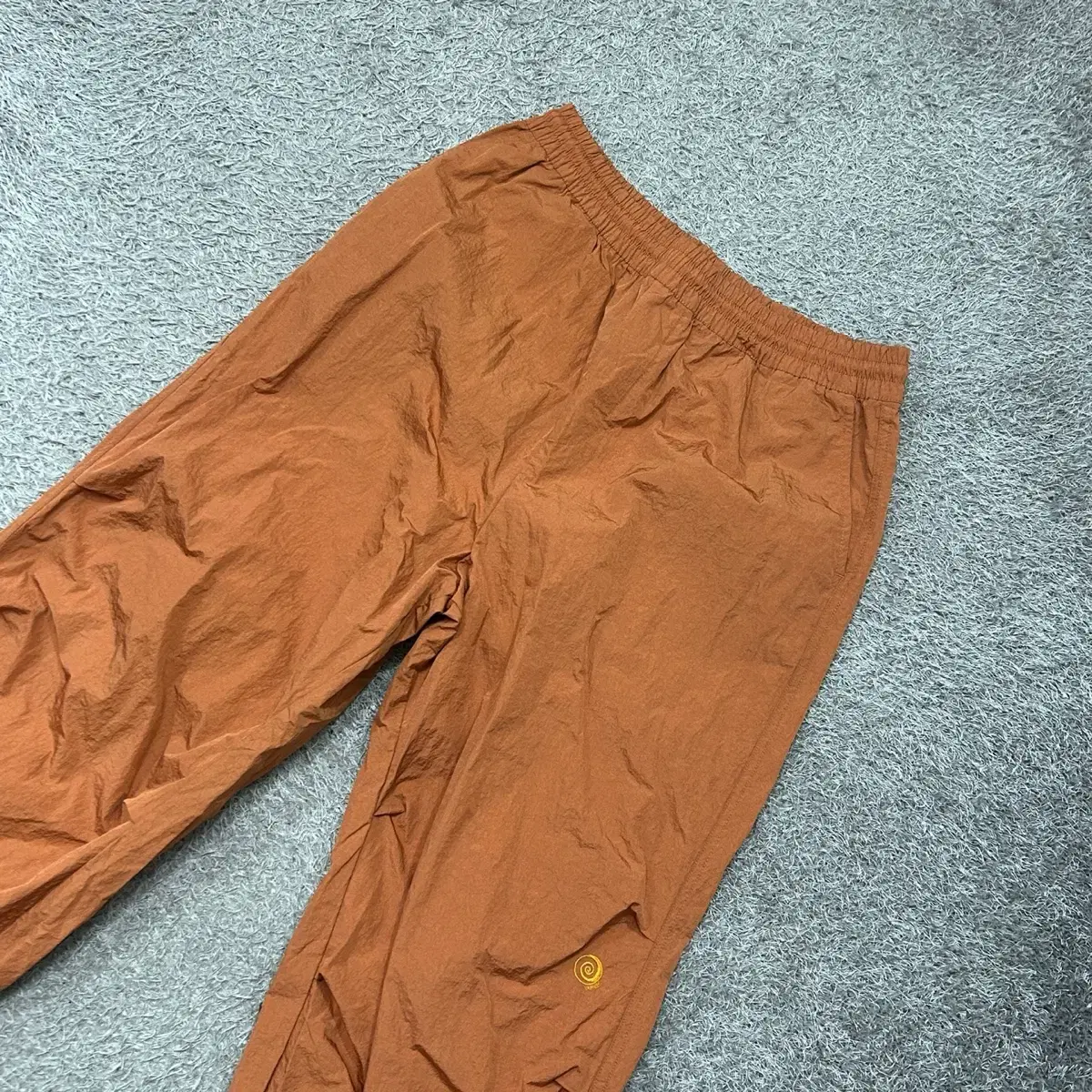 [100] Travel Pants