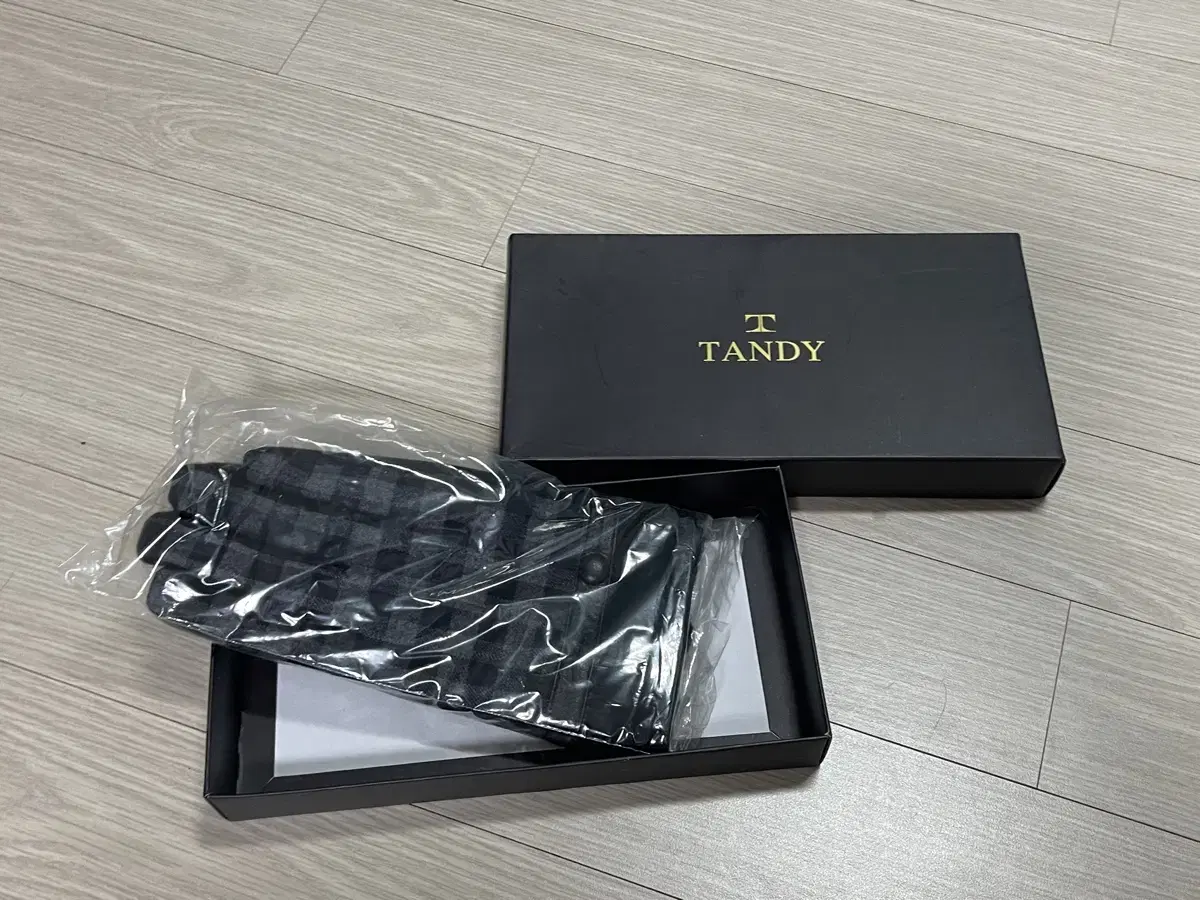 새상품) 텐디 남자 장갑 탠디 tandy 모직