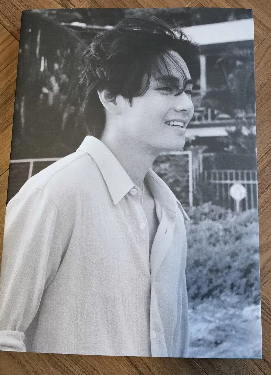 V-shaped photobook TYPE 1 Hardcover