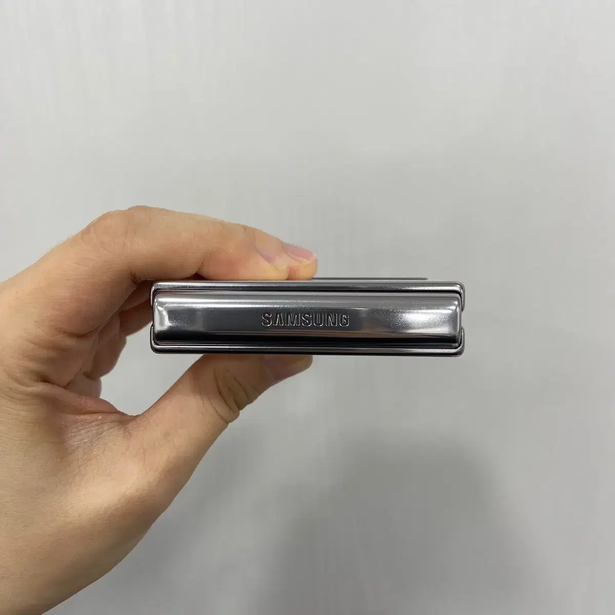 갤럭시Z플립4 화이트 256GB A급 부산 중고폰 팝니다 51228