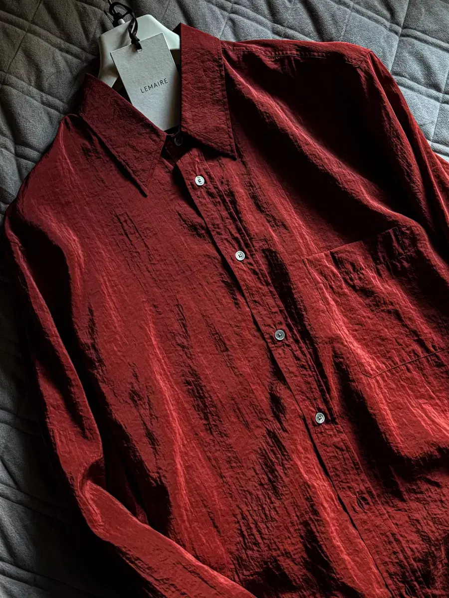 Lemaire / Drysilk Shirt Deep Red / Size 50