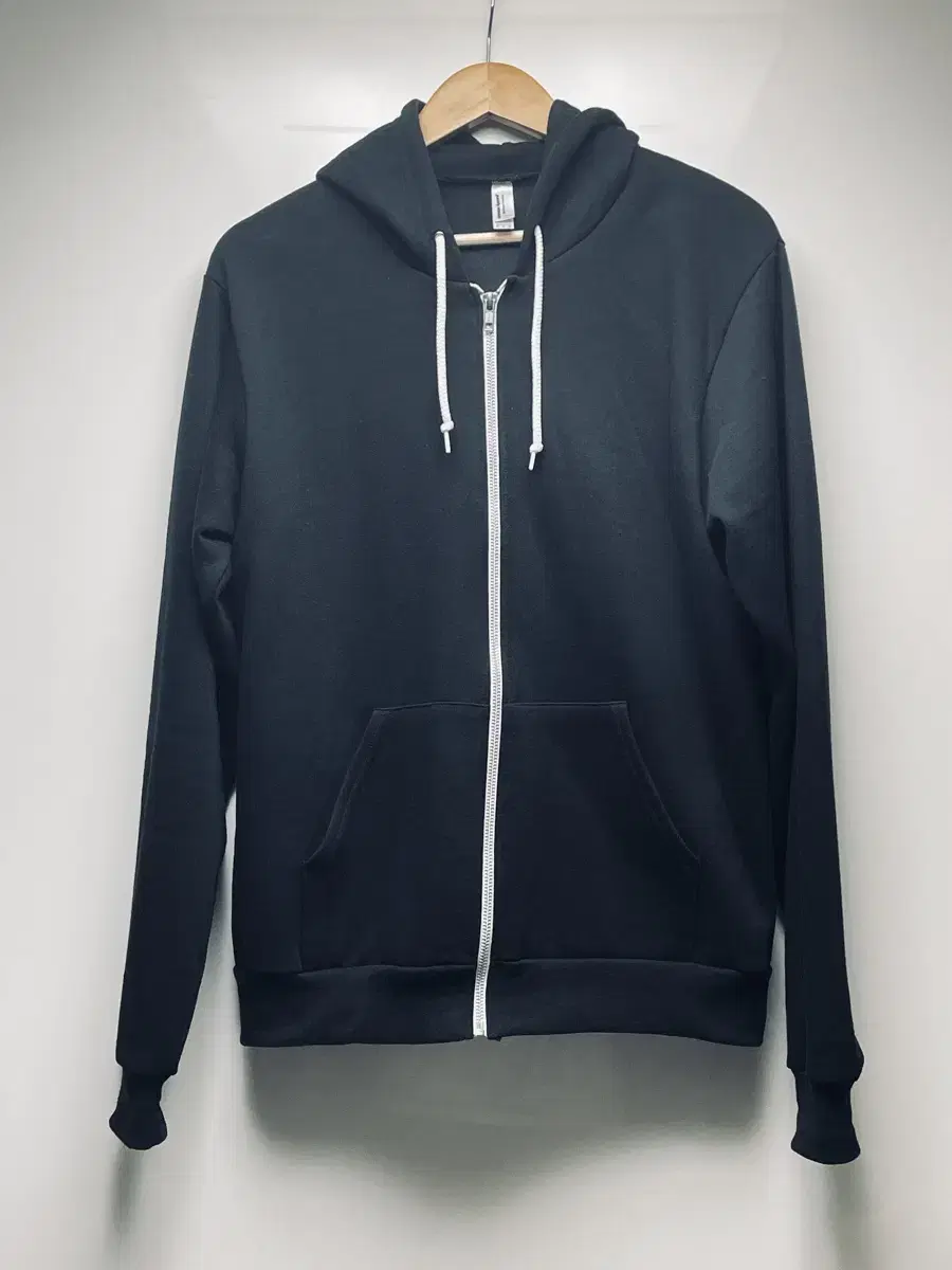 American Apparel Hooded Zip-Up Black M