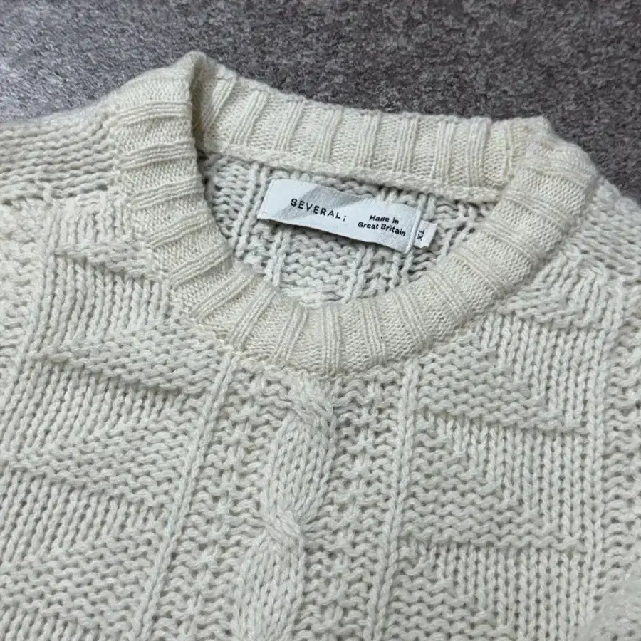 XL/ Vintage Britain Wool Sweater/ N19