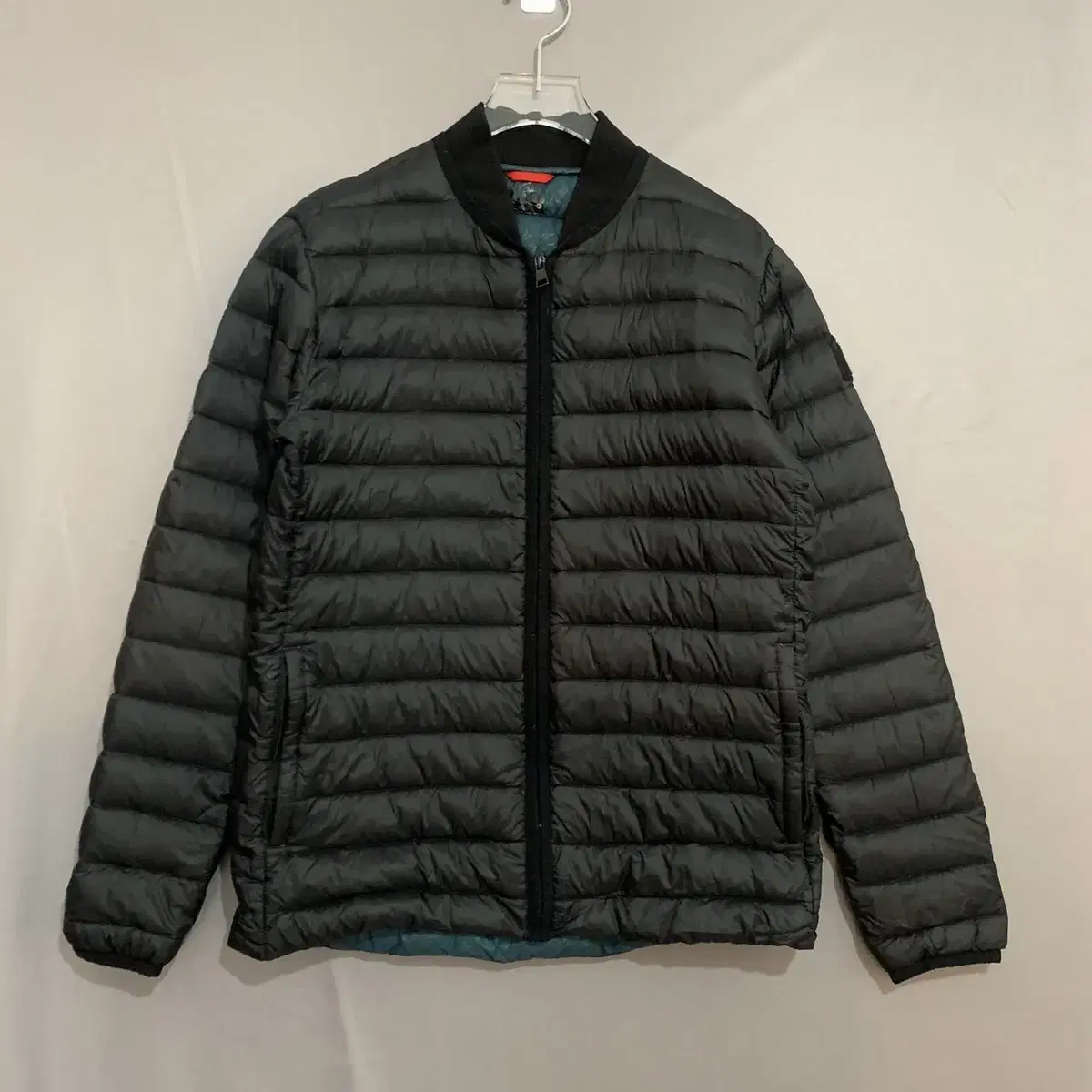 95 M Black Yak Goose Down Lightweight Puffer Jumper